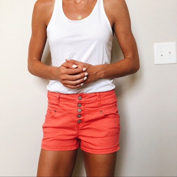 Coral high rise shorts - Picture 2 of 3